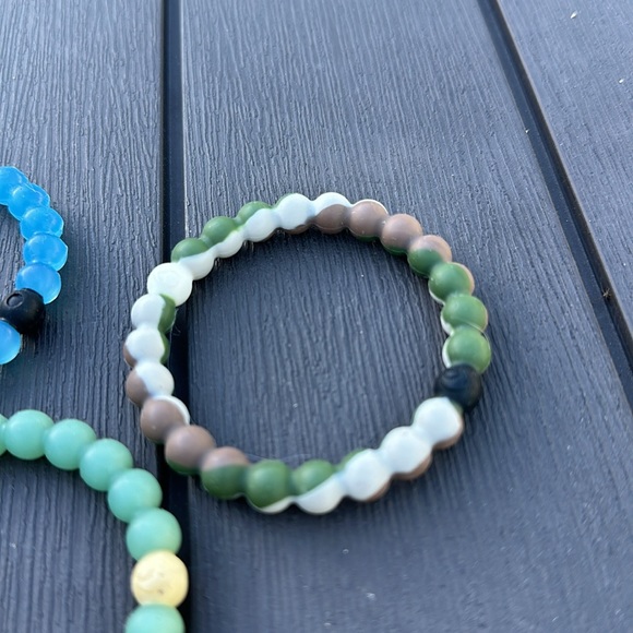 LOKAI BRACELETS SET OF 4 PREOWNED SIZE SMALL - Picture 4 of 4